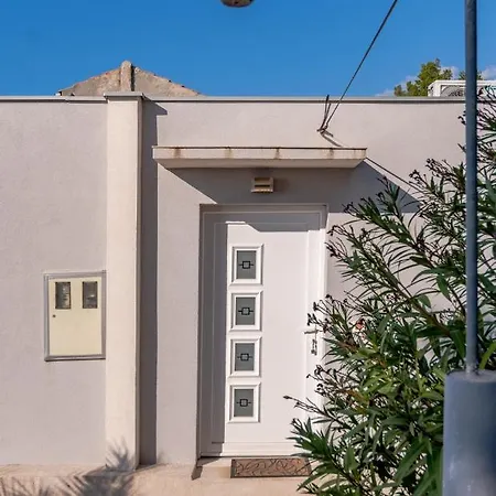Tolic Apartman *